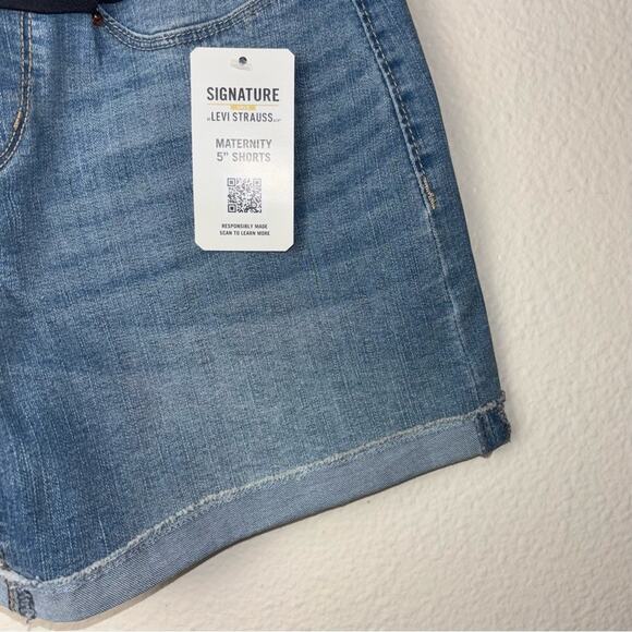 NWT Levi Strauss maternity 5" shorts Women's size XS Light Wash Blue Denim - Picture 6 of 16